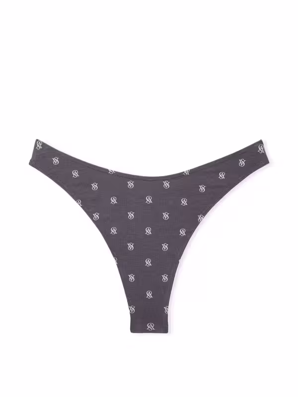 Victoria's Secret stringid hall